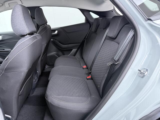 Ford PUMA EcoBoost Hybrid 125pk Titanium | Winterpack | Adapt. Cruise | Dodehoek detectie | 360 Camera | All-season banden | Fabr. Gar. t/m 01-2029 |