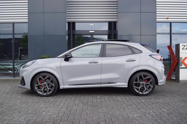 Ford PUMA ST Performance 170pk Aut. / Sportstoelen/ Panodak / 19 Inch LM/ BenO /Camera/ Navi