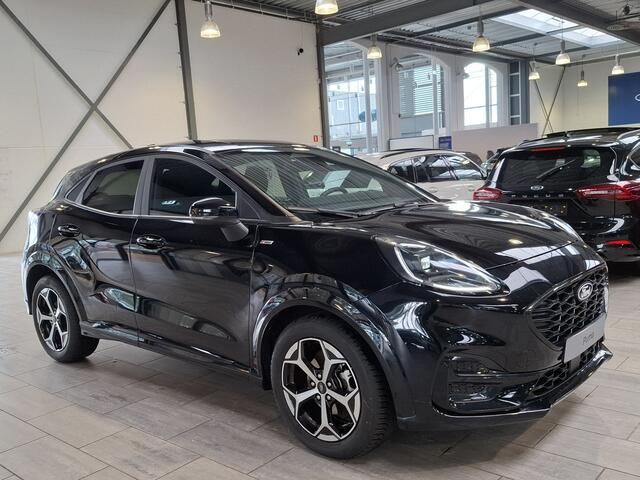 Ford PUMA EcoBoost Hybrid 125pk ST-Line | Winterpack | Cruise control | Camera | Clima | SYNC 4 | All-season banden |