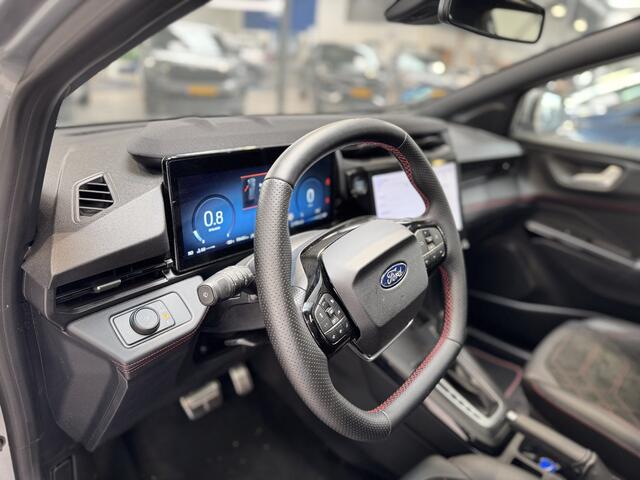 Ford PUMA EcoBoost 125 pk Hybrid ST-Line X | Trekhaak | Winter Pack | Adapt. Cruise | Pano | Full LED | Elektr. achterklep |