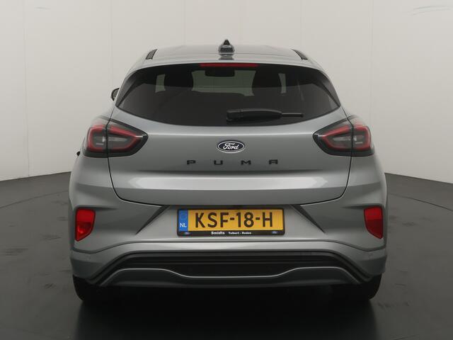 Ford PUMA EcoBoost Hybrid 125pk ST-Line | Winterpack | Cruise control | Camera | Clima | SYNC 4 | All-season banden |