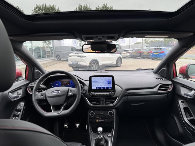 Ford PUMA 1.0 EcoBoost Hybrid ST-Line X 155pk | Driver Assistance Pack | Winter Pack | Panoramadak | Trekhaak