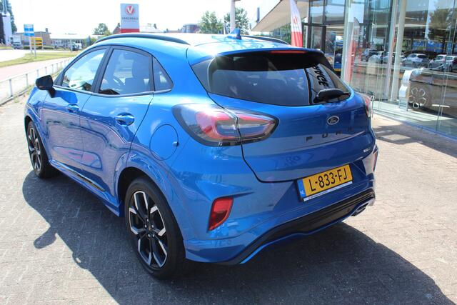 Ford PUMA 1.0 EcoBoost Hybrid ST-Line X , 125pk Navigatie , Climate control , Cruise control , Bluetooth Stuur , Stoel en Voorruitverwarming , Parkeersensoren achter