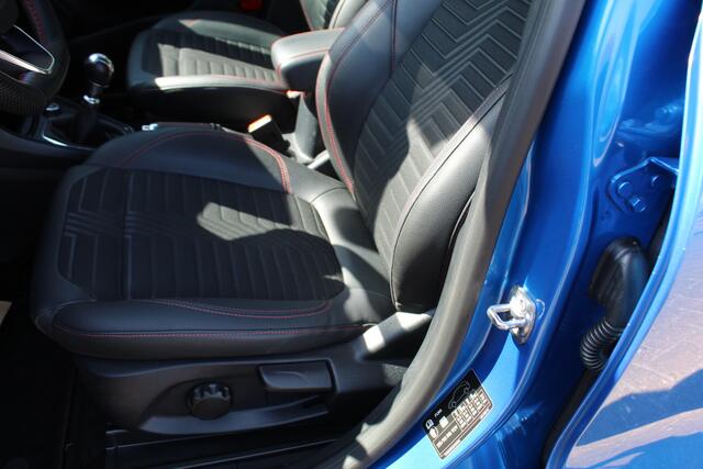 Ford PUMA 1.0 EcoBoost Hybrid ST-Line X , 125pk Navigatie , Climate control , Cruise control , Bluetooth Stuur , Stoel en Voorruitverwarming , Parkeersensoren achter