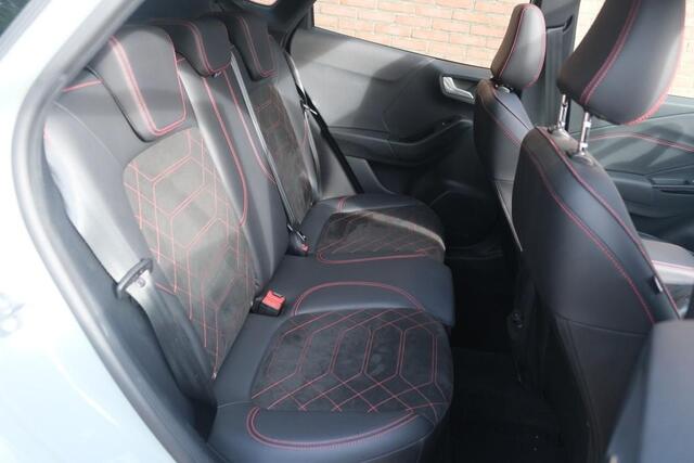 Ford PUMA 1.0 EcoBoost Hybrid 155pk Aut. ST-Line X - Panoramadak - 360° camera - Adaptive Cruise - Elektrische achterklep - Matrix LED - Winter Pack