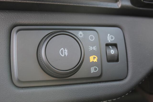 Ford PUMA 1.0-125pk EcoBoost Mild-Hybrid Titanium. Fabr. garantie t/m 21-09-2029 ! Elektr. pano-dak, stoel-, stuur- en voorraamverw., 360gr. camera, adaptieve cruise cntrl, side- en lane assist, parkeersensoren v+a, metallic lak, LM wielen.