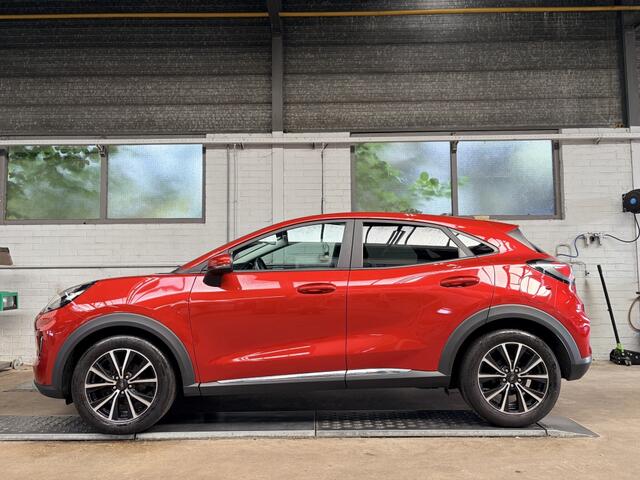 Ford PUMA Titanium Automaat Cruise Clima Navi Trekhaak Winterpack