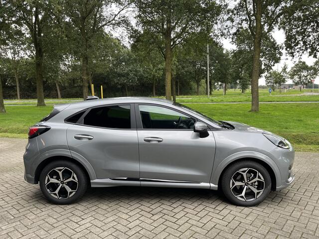 Ford PUMA 1.0 EcoBoost Hybrid Titanium | Automaat | ST-LINE | CAM | CARPLAY | CLIMA | CRUISE | DAB | ELEK. ACHTERKLEP | KEYLESS | LED | NAVI | PDC