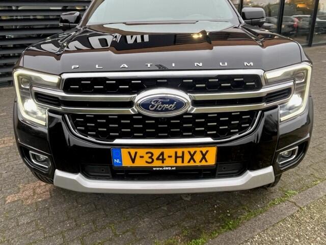 Ford RANGER 3.0 V6 AUT 240 PK 4X4 EURO 6 VAN 3500KG PLATINUM BPM VRIJ ! 2024 V.A ¤ 63.900 EXCL LAATSTE KANS VOOR BPM VRIJE BEDRIJFSAUTO - LEDER-NAVI CLIMA ADAPTIVE CRUISE - 3500 KG TREKKRACHT afgebeelde multi functionele hardtop en lades tegen meerprijs . we richten