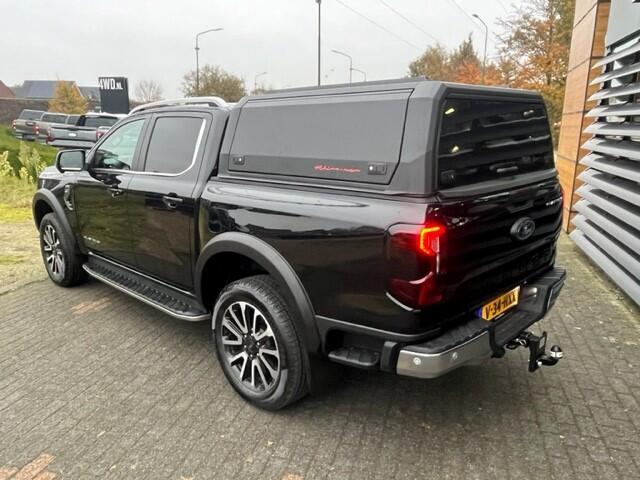 Ford RANGER 3.0 V6 AUT 240 PK 4X4 EURO 6 VAN 3500KG PLATINUM BPM VRIJ ! 2024 V.A ¤ 63.900 EXCL LAATSTE KANS VOOR BPM VRIJE BEDRIJFSAUTO - LEDER-NAVI CLIMA ADAPTIVE CRUISE - 3500 KG TREKKRACHT afgebeelde multi functionele hardtop en lades tegen meerprijs . we richten