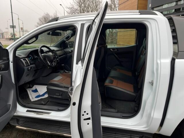 Ford RANGER 3.2 TD AUT 4WD 5 PERS VAN EURO 6 LEDER/NIVI/CLIMA/CRUIS NAP 127.220 KM ¤ 32.495 EXCL BTW Auto in goede staat dealer onderhouden . mag 3500KG TREKGEWICHT -afleverpakket en garantie naar keuze .