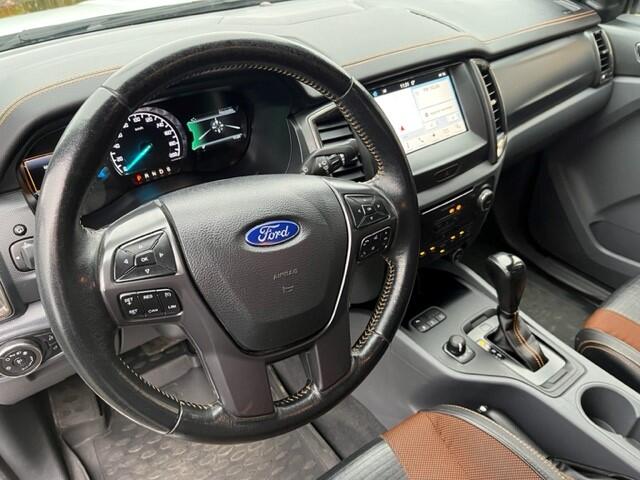 Ford RANGER 3.2 TD AUT 4WD 5 PERS VAN EURO 6 LEDER/NIVI/CLIMA/CRUIS NAP 127.220 KM ¤ 32.495 EXCL BTW Auto in goede staat dealer onderhouden . mag 3500KG TREKGEWICHT -afleverpakket en garantie naar keuze .