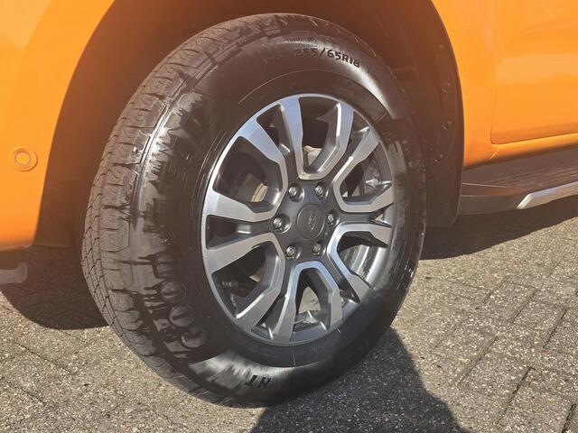 Ford RANGER 2.0 EcoBlue Wildtrak Supercab 213pk Automaat | Adaptive cruise control | Dealer onderhouden | Led balk en flitsers