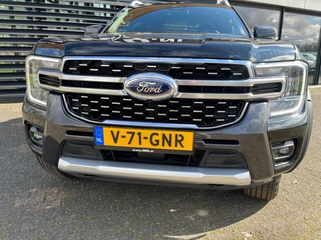 Ford RANGER 3.0 V6 TD AUT 4WD BPM VRIJ ! 2 PERS VAN LEDER NAVI CLIMA CRUISE 20 INCH ¤ 51.900 EXCL FISCAAL ZEER VOORDELIGE FULL OPTIONS PICK UP , MAG 3500 KG TREKKEN BPM VRIJ STELLING VOOR ONDERNEMERS auto schade vrij dealer onderhouden met leder navi addaptive 