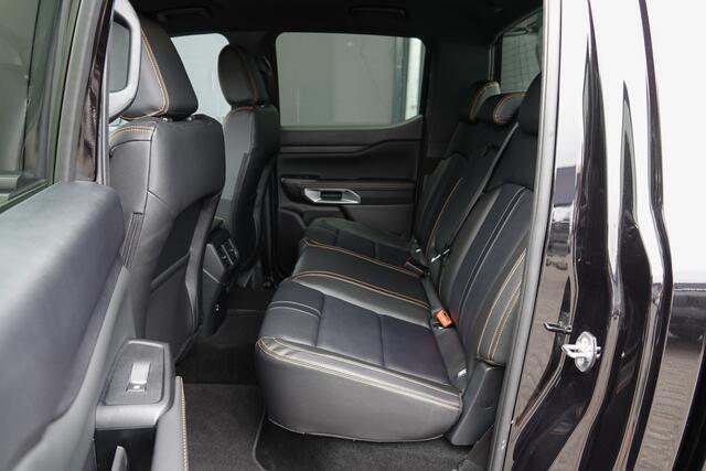 Ford RANGER Wildtrak 2.3PHEV 280Pk Aut. | Plug In Hybride | Double Cab | 5-Persoons | 3.500Kg trekgewicht | Trekhaak | Elek. Rollertop | 18'' | Agate Black