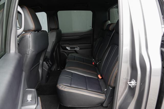 Ford RANGER Wildtrak 2.3PHEV 280Pk Aut. | Plug In Hybride | Double Cab | 5-Persoons | 3.500Kg trekgewicht | Trekhaak | Elek. Rollertop | 18'' | Carbonized Grey