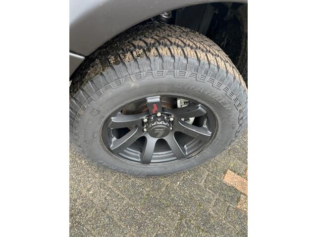 Ford RANGER 2.0 BI TURBO AUT 5 PERS MULTI CARGO VAN RAPTOR LOOK ¤ 56.900 EXCL BTW Auto in nieuwstaat OPBOUW EN INRICHTING NAAR WENS tegen meerprijs AANWEZIGE RAPTOR PACK FENDERS/WHEELS /GRILLE inclusief de aangeboden prijs