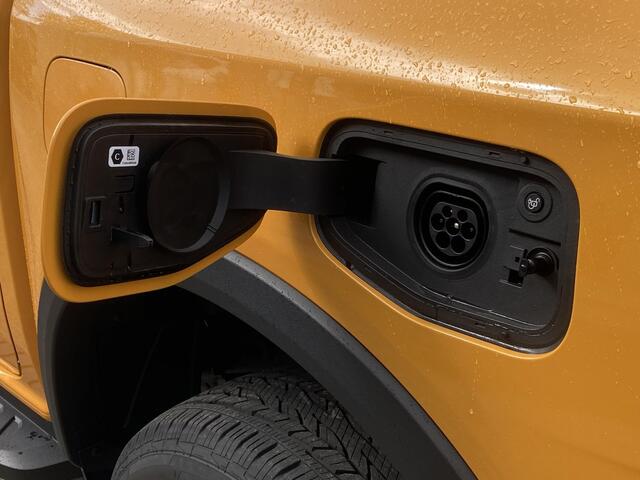 Ford RANGER 2.3 PHEV Wildtrak Double Cab 281pk | 0,99% Renteactie | CSI | 5 persoons! | Technology Pack Plus Trailer | Cargo Area Pack | Power Rollertop | Prijs excl. BTW incl. BPM | laadkabel mode 3 16A | Rijklaar