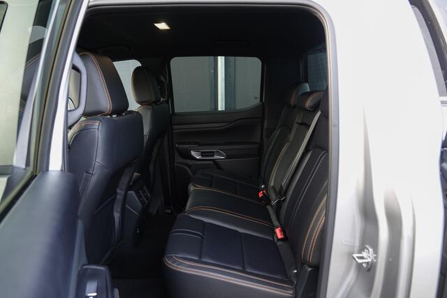 Ford RANGER Wildtrak 2.3PHEV 280Pk Aut. | Plug In Hybride | Double Cab | 5-Persoons | 3.500Kg trekgewicht | Trekhaak | Elek. Rollertop | 18'' | Iconic Silver