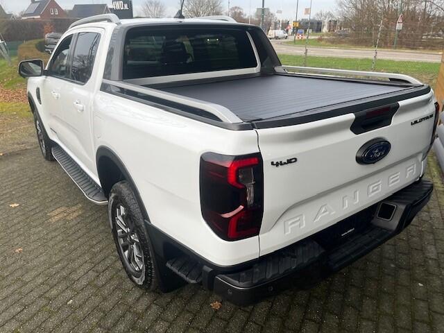 Ford RANGER 3.0 V6 AUT 4WD 2 PERS VAN BPM VRIJ DIRECT LEVERBAAR 3500 KG TREKGEW ¤ 55.900 EXCL Een van de laatste beschikbare 3.0 V6 motoren op grijs kenteken zonder BPM te betalen . deze sterke motor mag 3500 kg trekken en is FISCAAL ZEER VOORDELIG . informeer voo