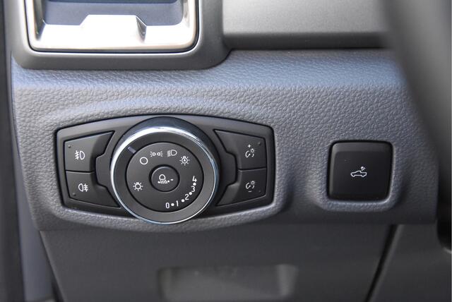 Ford RANGER 2.2 TDCi Limited Supercab | Trekhaak 3500kg |