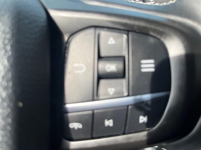 Ford RANGER 3.0 TD V6 AUT 241 PK EURO 6 2P VAN BPM VRIJ 3500 KG TREKGEWICHT V.A 58.900 Unieke 6 cylinder diesel motor ZONDER BPM FISCAAL VOORDELIG . AFGEBEELDE ACCESSOIRES TEGEN MEERPRIJS rijklaar ¤ 61.900 excl btw raptor pack BLACK WHEELS 20 TYRES AT FENDERS