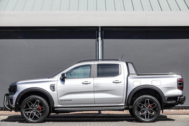 Ford RANGER Wildtrak 2.3PHEV 280Pk Aut. | Plug In Hybride | Double Cab | 5-Persoons | Bullbar | Wielkastverbreders | Trekhaak | Rollertop | 22''
