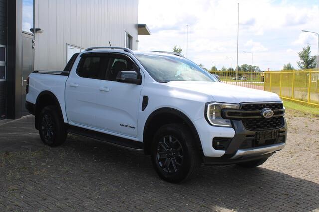 Ford RANGER 2.0 Super Cab EcoBlue Wildtrak | BELLEN VOOR BEZICHTIGING | Trekhaak | Adaptieve Cruise Control | Winterpack