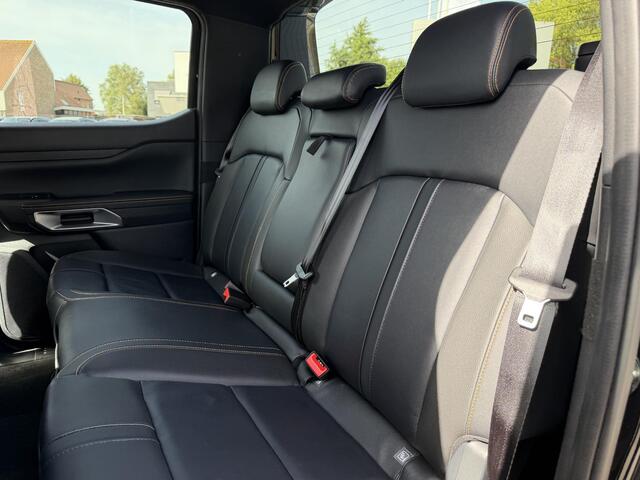 Ford RANGER 2.3 Double Cab Wildtrak PHEV | 281pk | 5 persoons! | Technology Pack Plus Trailer | Cargo Area Pack | Power Rollertop | Prijs excl. BTW incl. BPM | laadkabel mode 3 16A