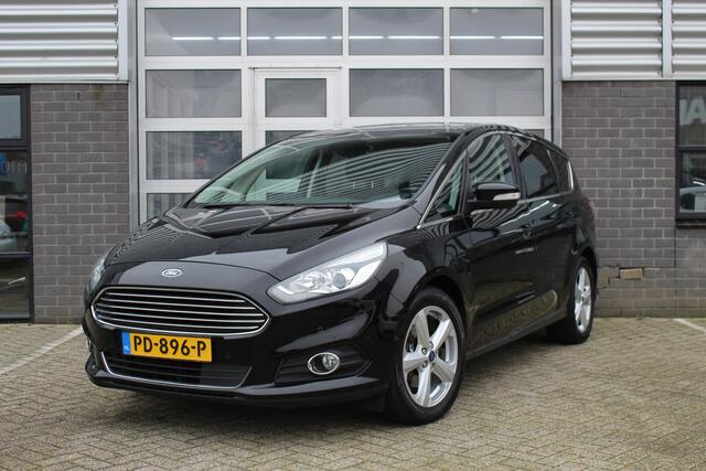 Ford S-MAX 2.0 TDCi Titanium 7p. / Keyless / Navigatie / ACC