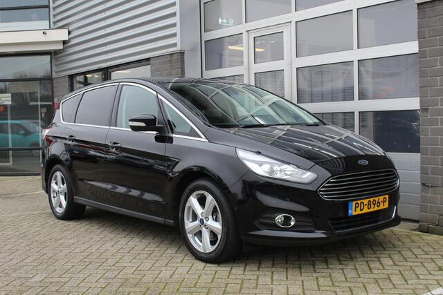 Ford S-MAX 2.0 TDCi Titanium 7p. / Keyless / Navigatie / ACC
