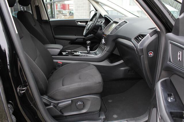 Ford S-MAX 2.0 TDCi Titanium 7p. / Keyless / Navigatie / ACC