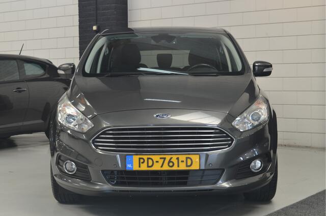 Ford S-MAX 1.5 Trend // 95.000 km // CLIMA // NAVI // PDC VOOR&ACHTER // DEALER ONDERHOUDEN //