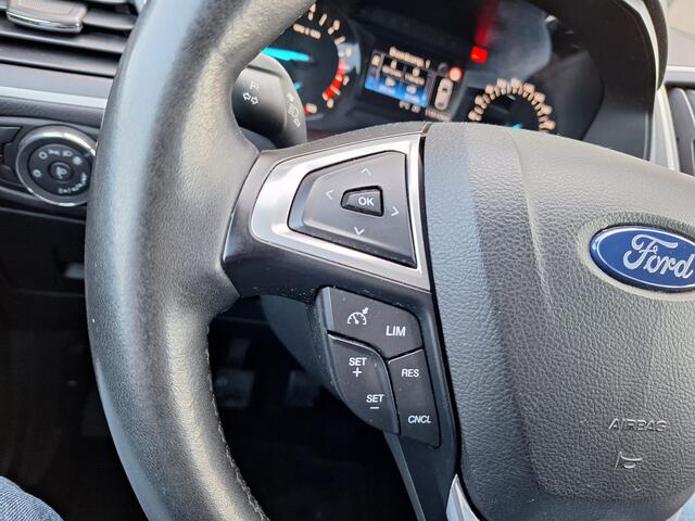 Ford S-MAX 1.5 Titanium 7persoons | Navigatie | Camera | Carplay | Cruise Control | L.M. 17" | Climate Control | Parkeersensoren | DAB |
