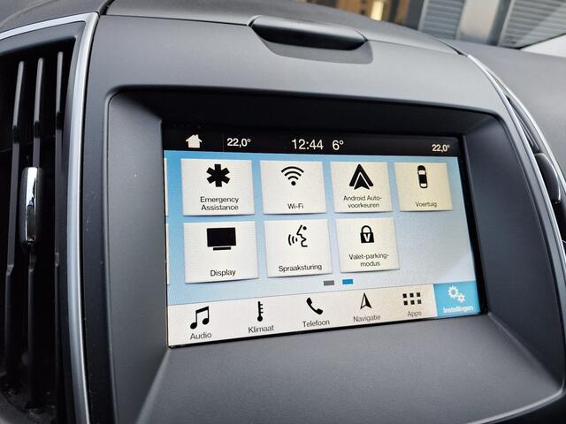 Ford S-MAX 1.5 Titanium 7persoons | Navigatie | Camera | Carplay | Cruise Control | L.M. 17" | Climate Control | Parkeersensoren | DAB |