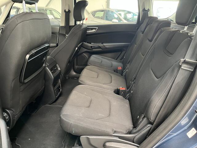 Ford S-MAX 2.5 HYBRID Titanium 7p. 190pk | Adaptieve Cruise | 7zits | 1.560 trekgewicht | Sync 3 Navi | Achteruitrijcamera