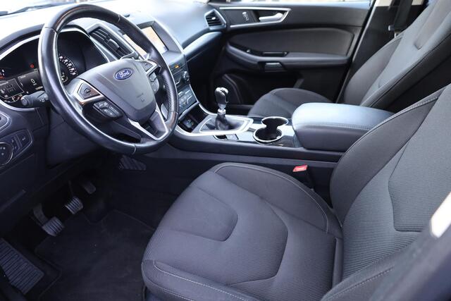 Ford S-MAX 1.5 Titanium 7p. TREKHAAK CAMERA CARPLAY NAVI DAB RUIT+STOELVERW. CRUISE 2xPDC CLIMA 17"LMV ELEK.ACHTERKLEP PARK.ASS. 2xKEYLESS