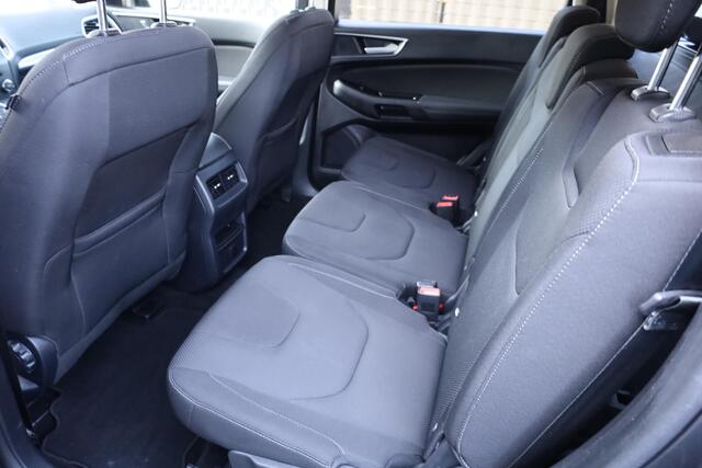 Ford S-MAX 1.5 Titanium 7p. TREKHAAK CAMERA CARPLAY NAVI DAB RUIT+STOELVERW. CRUISE 2xPDC CLIMA 17"LMV ELEK.ACHTERKLEP PARK.ASS. 2xKEYLESS