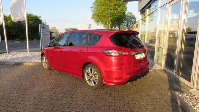 Ford S-MAX 1.5 ST-Line 7p. 150PK,7 PERSOONS,NAVI,WINTERPACK,ELEKTR VERST STOELEN,CAMERA,KEYLESS MET ACHTERKLEP SENSOR.