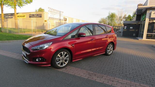 Ford S-MAX 1.5 ST-Line 7p. 150PK,7 PERSOONS,NAVI,WINTERPACK,ELEKTR VERST STOELEN,CAMERA,KEYLESS MET ACHTERKLEP SENSOR.