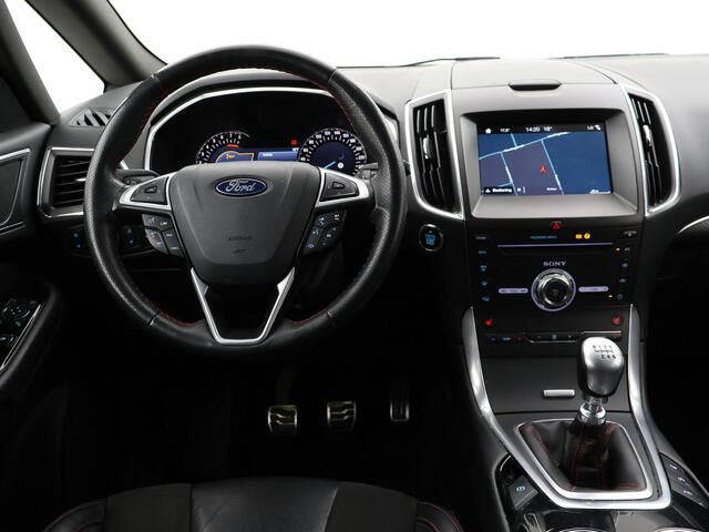 Ford S-MAX 1.5 160 PK ST-LINE 7-PERSOONS + STUUR/STOELVERW. | LED | CAMERA | CARPLAY | 18 INCH
