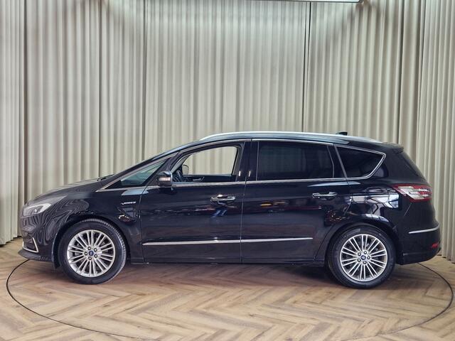 Ford S-MAX Hybrid *VIGNALE* Automaat / Stoelkoeling / Stoel-Stuurverw. / Carplay / Leder / Memory / Camera / Cruise / ECC / 18'' LMV / Dealer Onderhouden