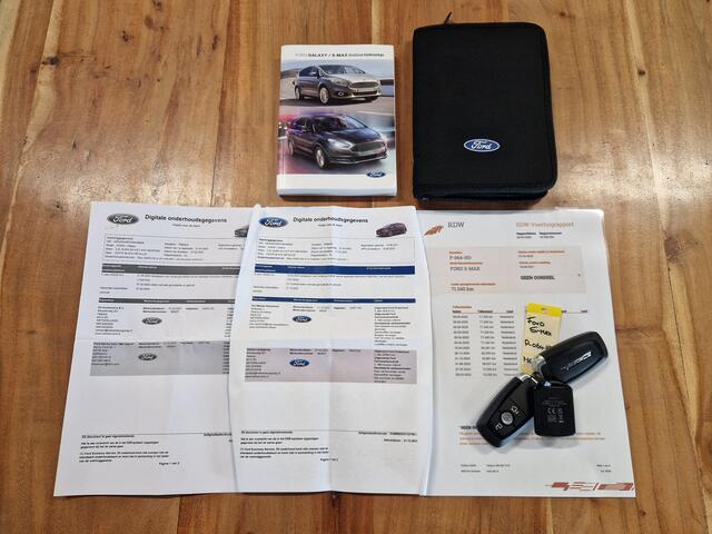 Ford S-MAX Hybrid *VIGNALE* Automaat / Stoelkoeling / Stoel-Stuurverw. / Carplay / Leder / Memory / Camera / Cruise / ECC / 18'' LMV / Dealer Onderhouden