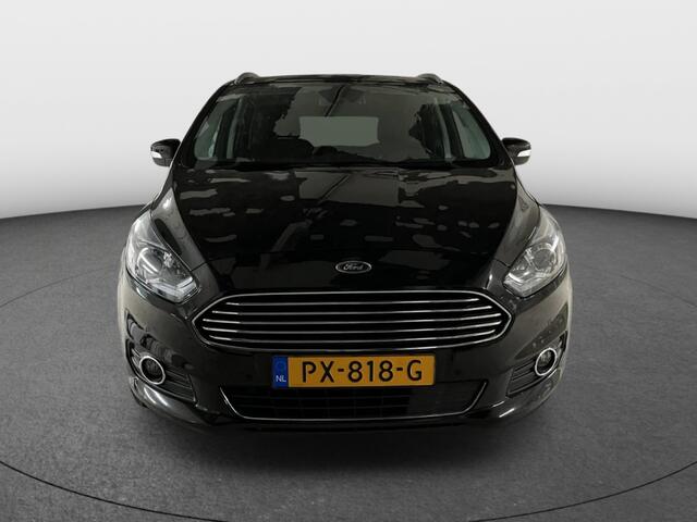 Ford S-MAX 1.5 Titanium