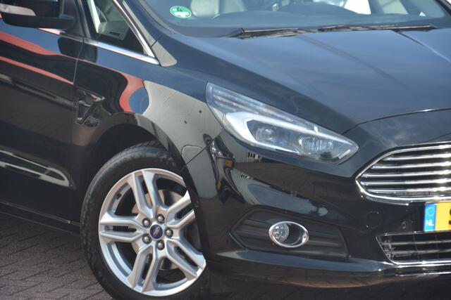 Ford S-MAX 2.0 Vignale Volle S MAX met oa leren bekleding camera cruise dode hoek sensor stoelverwarming camera afneembare trekhaak navigatie automatisch inparkeren Sony audio pdc elektr verstelbare stoelen memory