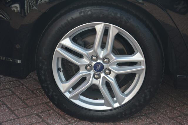Ford S-MAX 2.0 Vignale Volle S MAX met oa leren bekleding camera cruise dode hoek sensor stoelverwarming camera afneembare trekhaak navigatie automatisch inparkeren Sony audio pdc elektr verstelbare stoelen memory