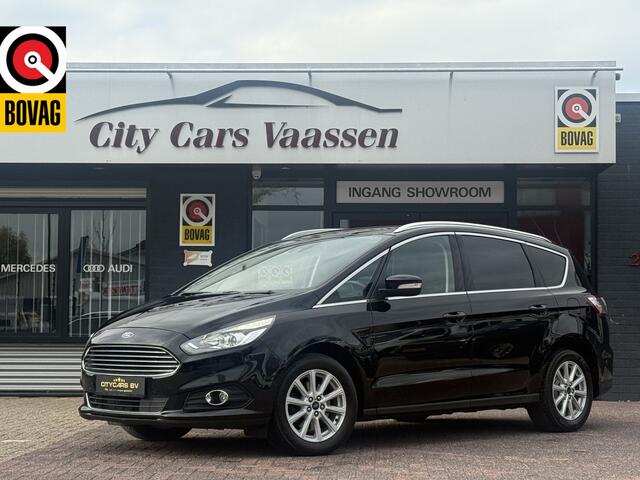 Ford S-MAX 1.5 Titanium 7p. 161 pk navigatie climate ctr cruise ctr keyless entry lmv 17 inch trekhaak xenon led dealer onderhouden