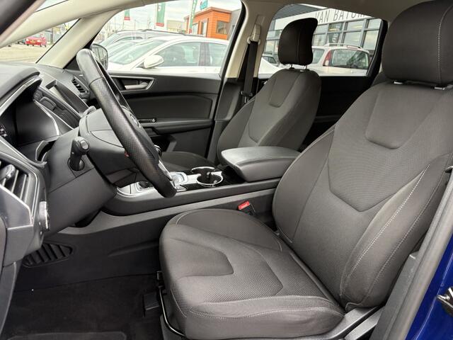 Ford S-MAX 1.5 Titanium