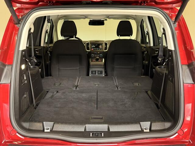 Ford S-MAX 1.5 Titanium 7 Persoons | Stoelverwarming | Apple Carplay | Cruise | Dode Hoek |