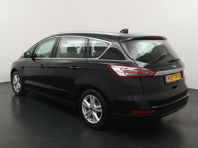 Ford S-MAX 2.5 HYBRID Titanium 7p. 190pk | Adaptieve Cruise Control | 7zits | 1.560 trekgewicht | Sync 3 Navigatie | Achteruitrijcamera